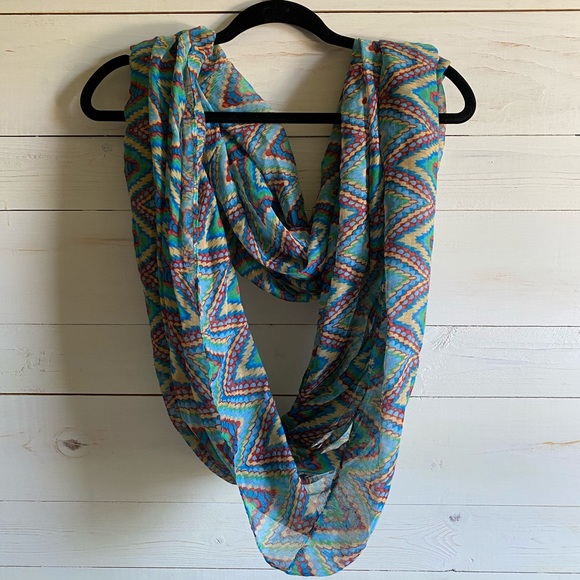 Infinity scarf - Picture 2 of 2